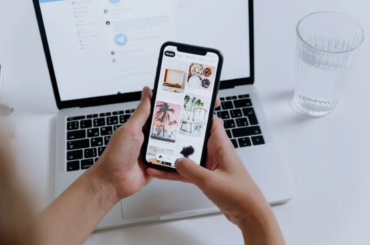Social media on phone